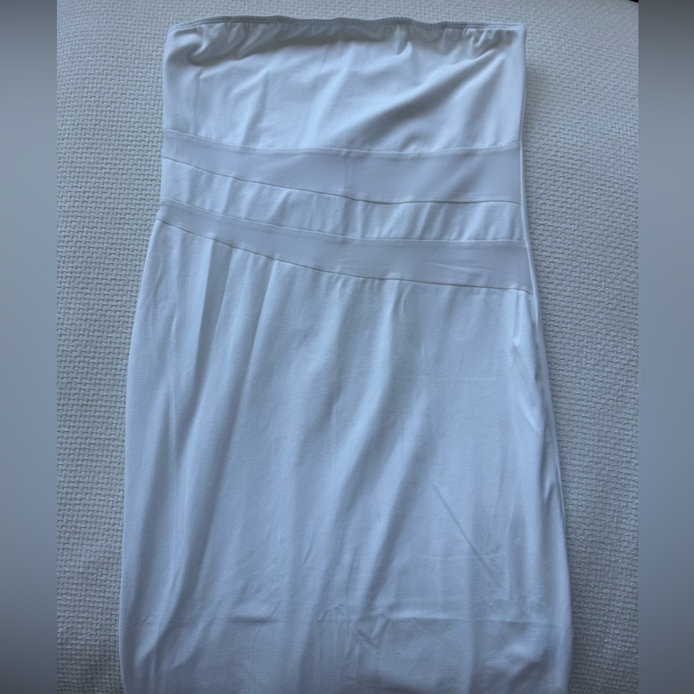White Strapless Bodycon Dress midi